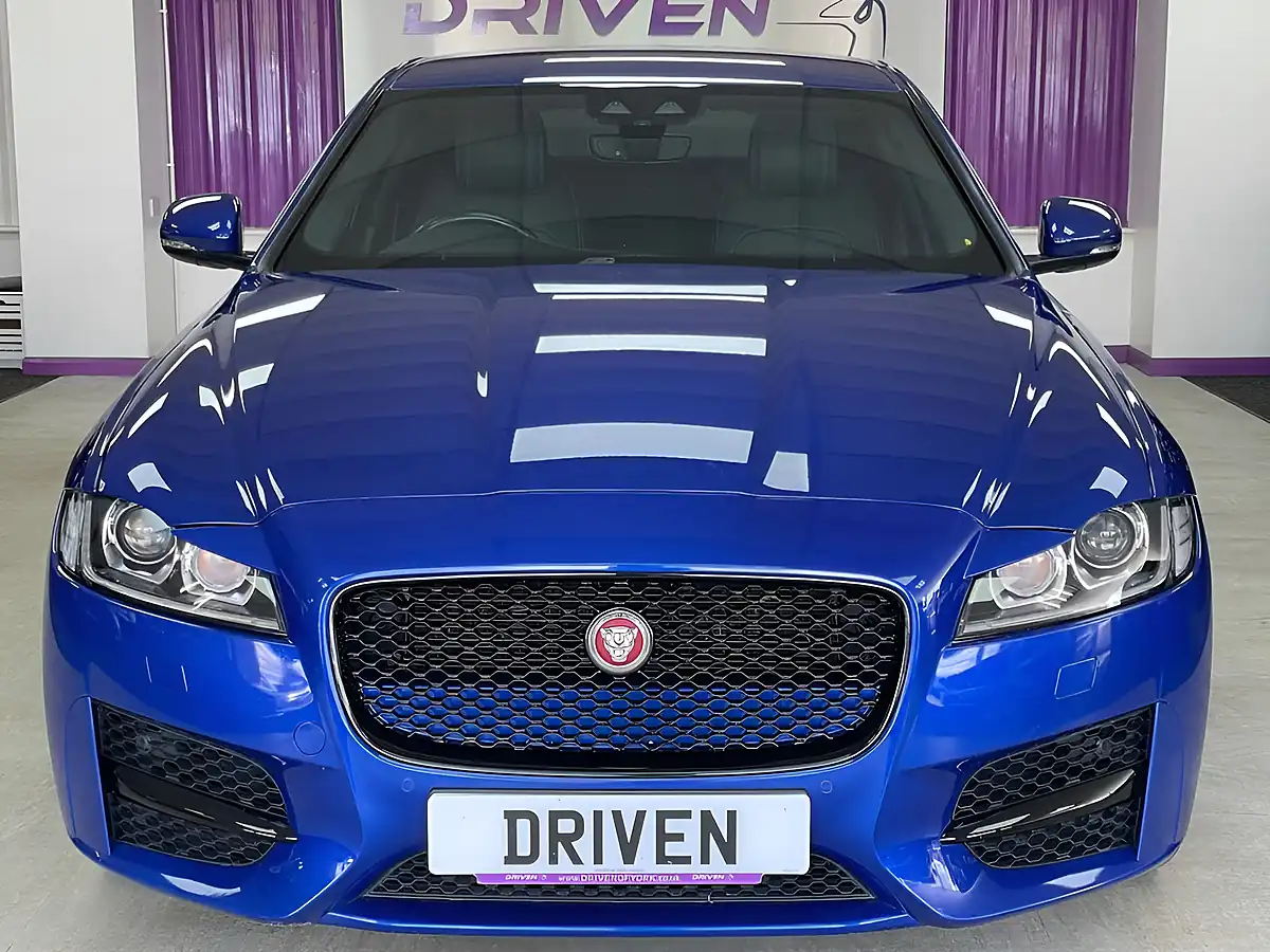 Used 2019 Jaguar Xf R-Sport Caesium Blue - Interior and Exterior details 6