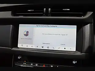 Used 2019 Jaguar Xf R-Sport Fuji White - Interior and Exterior details 12