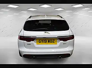 Used 2019 Jaguar Xf R-Sport Fuji White - Interior and Exterior details 7