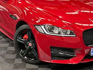 Used 2019 Jaguar Xf R-Sport Red - Interior and Exterior details 11