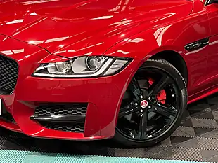 Used 2019 Jaguar Xf R-Sport Red - Interior and Exterior details 12