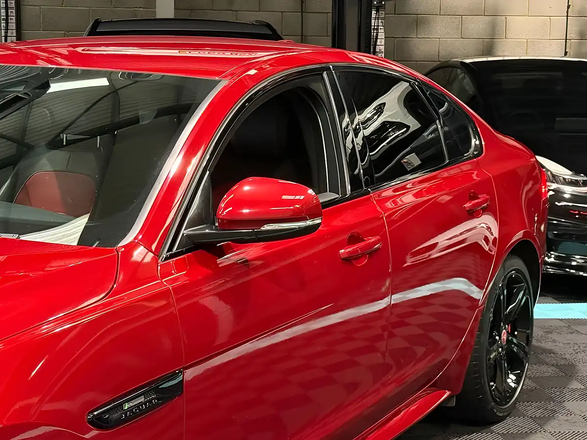Used 2019 Jaguar Xf R-Sport Red - Interior and Exterior details 14