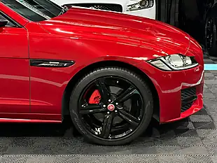 Used 2019 Jaguar Xf R-Sport Red - Interior and Exterior details 15