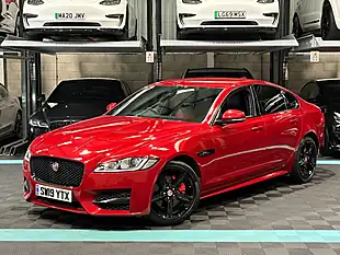 Used 2019 Jaguar Xf R-Sport Red - Interior and Exterior details 5