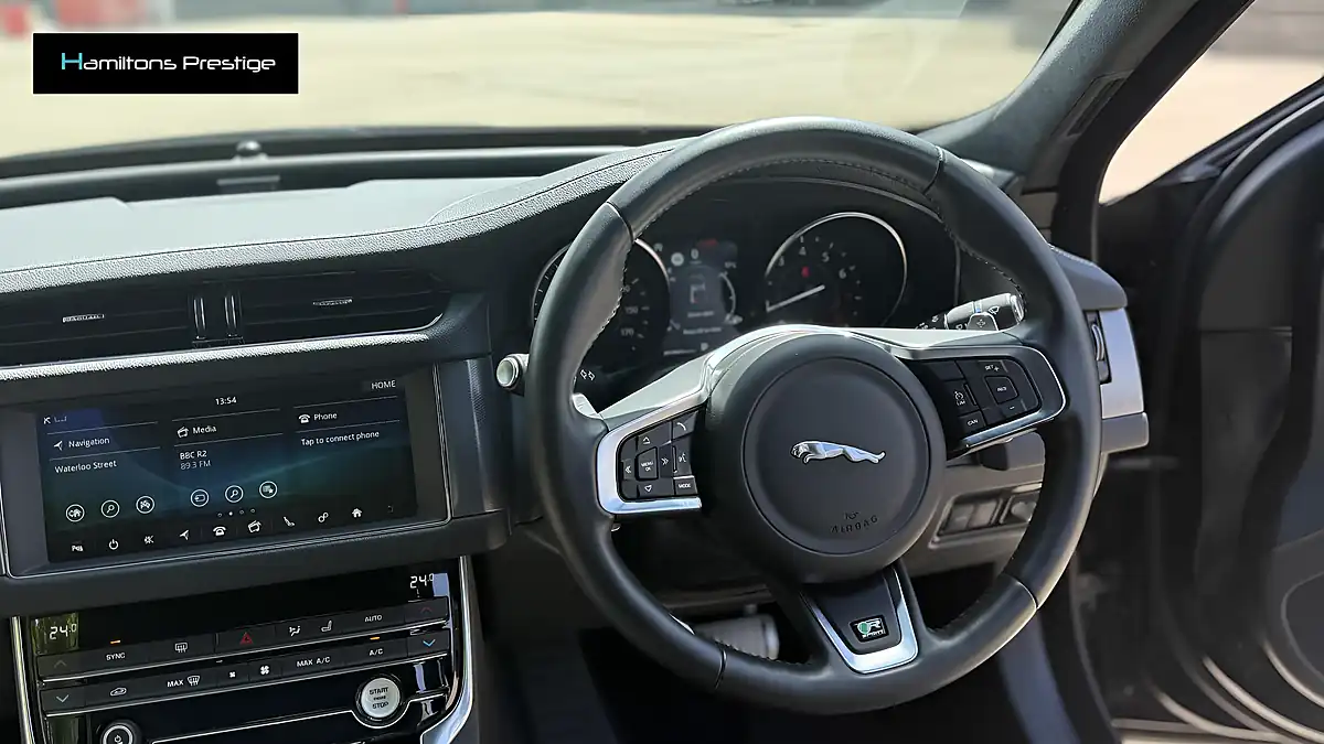 Used 2019 Jaguar Xf R-Sport Santorini Black - Interior and Exterior details 14