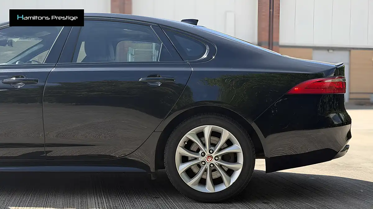 Used 2019 Jaguar Xf R-Sport Santorini Black - Interior and Exterior details 8