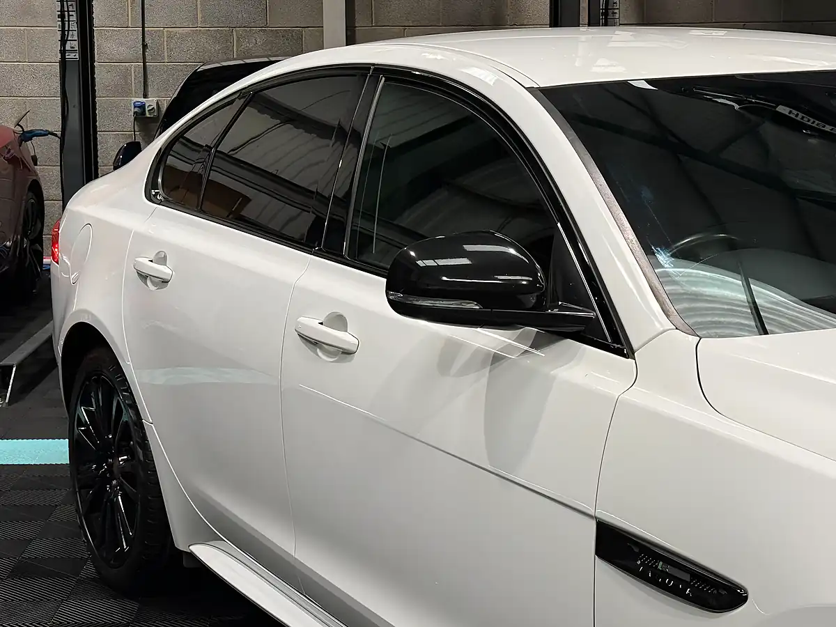 Used 2019 Jaguar Xf R-Sport White - Interior and Exterior details 10