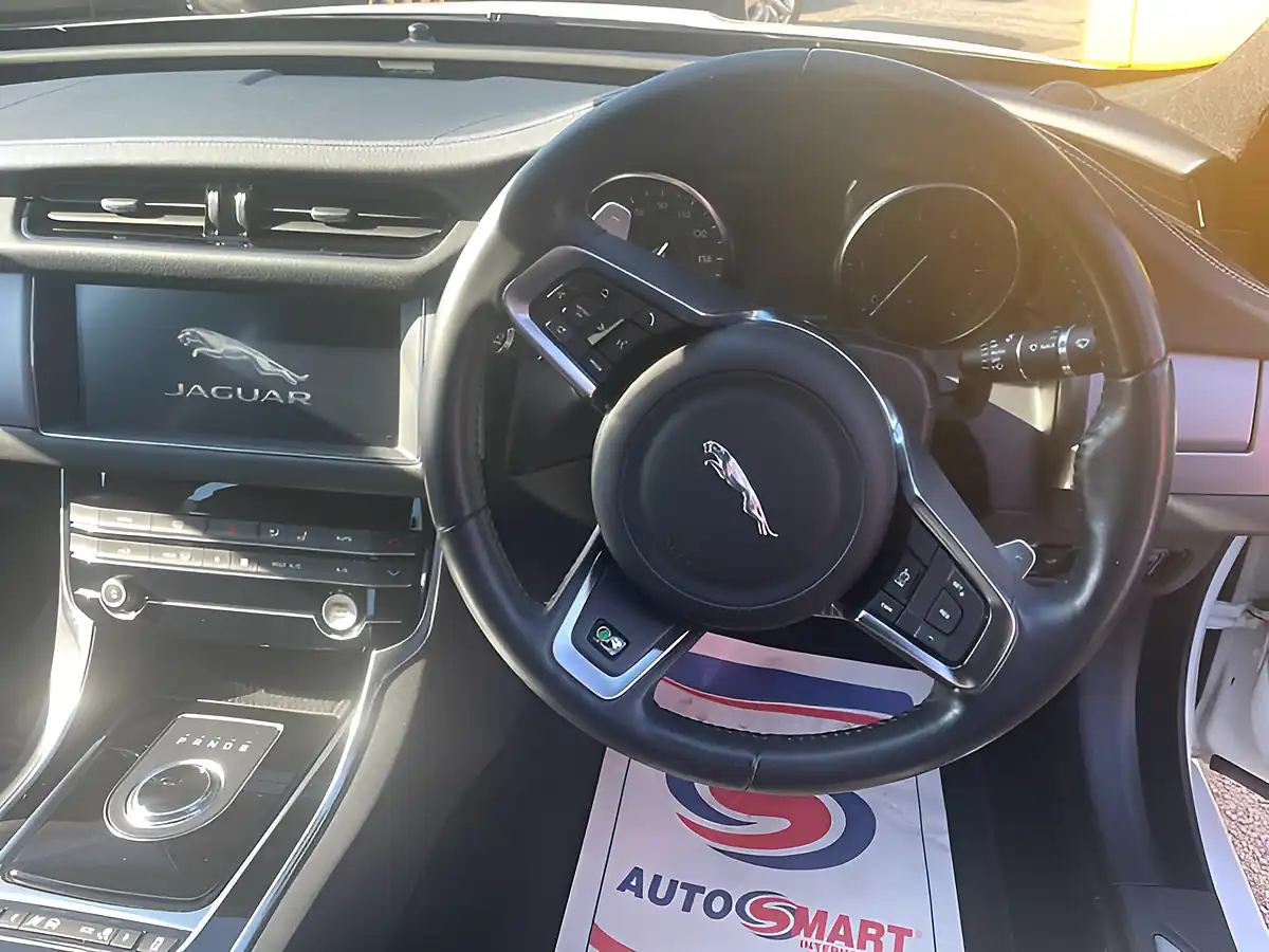 Used 2019 Jaguar Xf R-Sport White - Interior and Exterior details 13