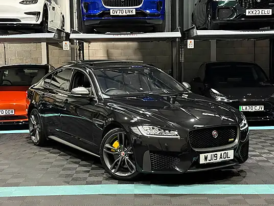 2019 Jaguar XF 2.0i 300 Sport
