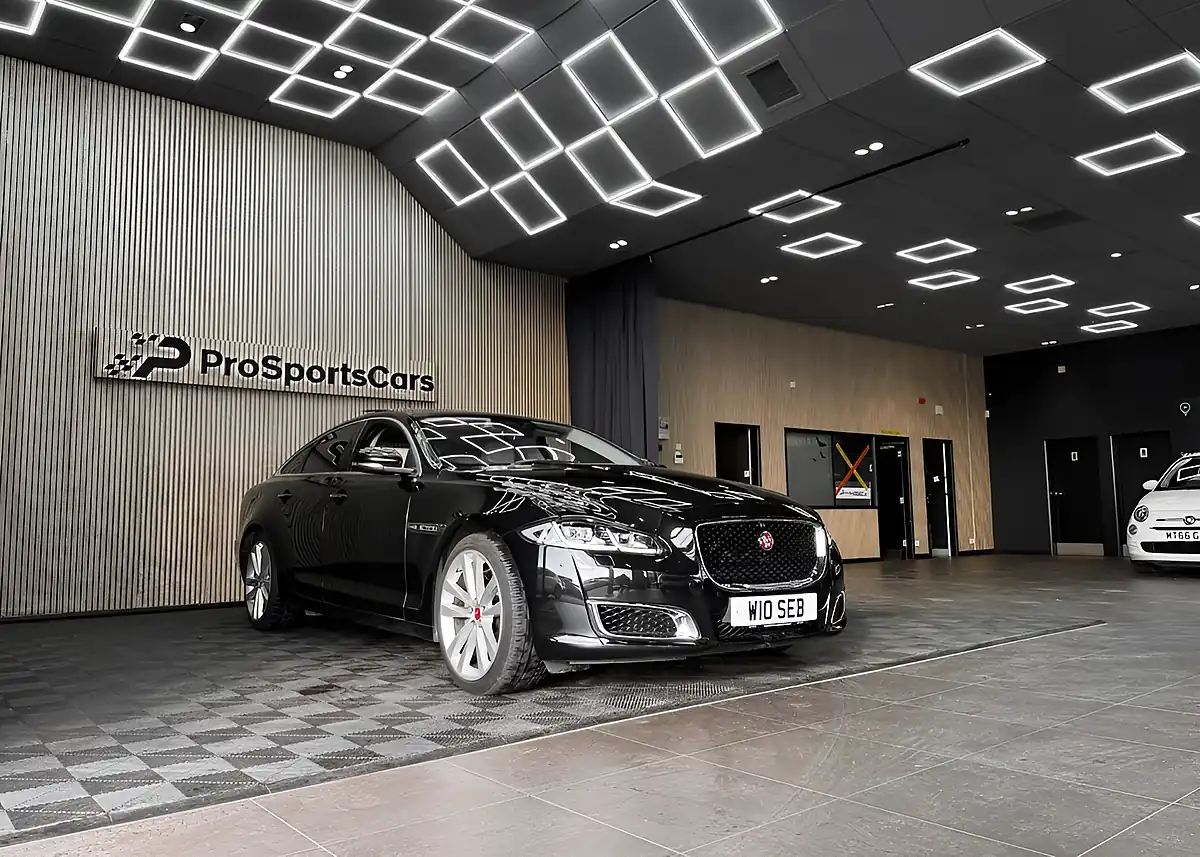 Used 2019 Jaguar Xj XJ50 Black - Interior and Exterior details 8