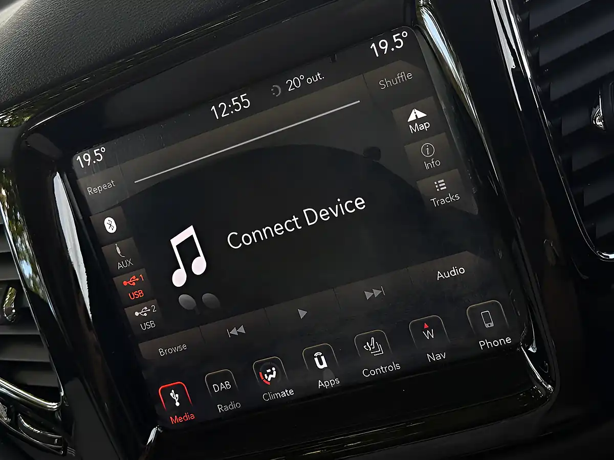 Used 2019 Jeep Compass Limited Red - Interior and Exterior details 16