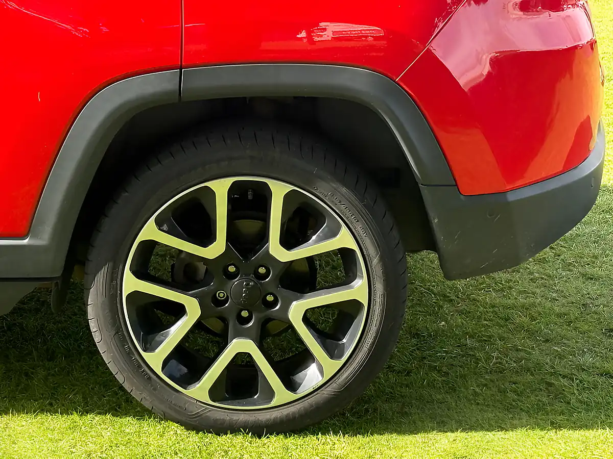 Used 2019 Jeep Compass Limited Red - Interior and Exterior details 9