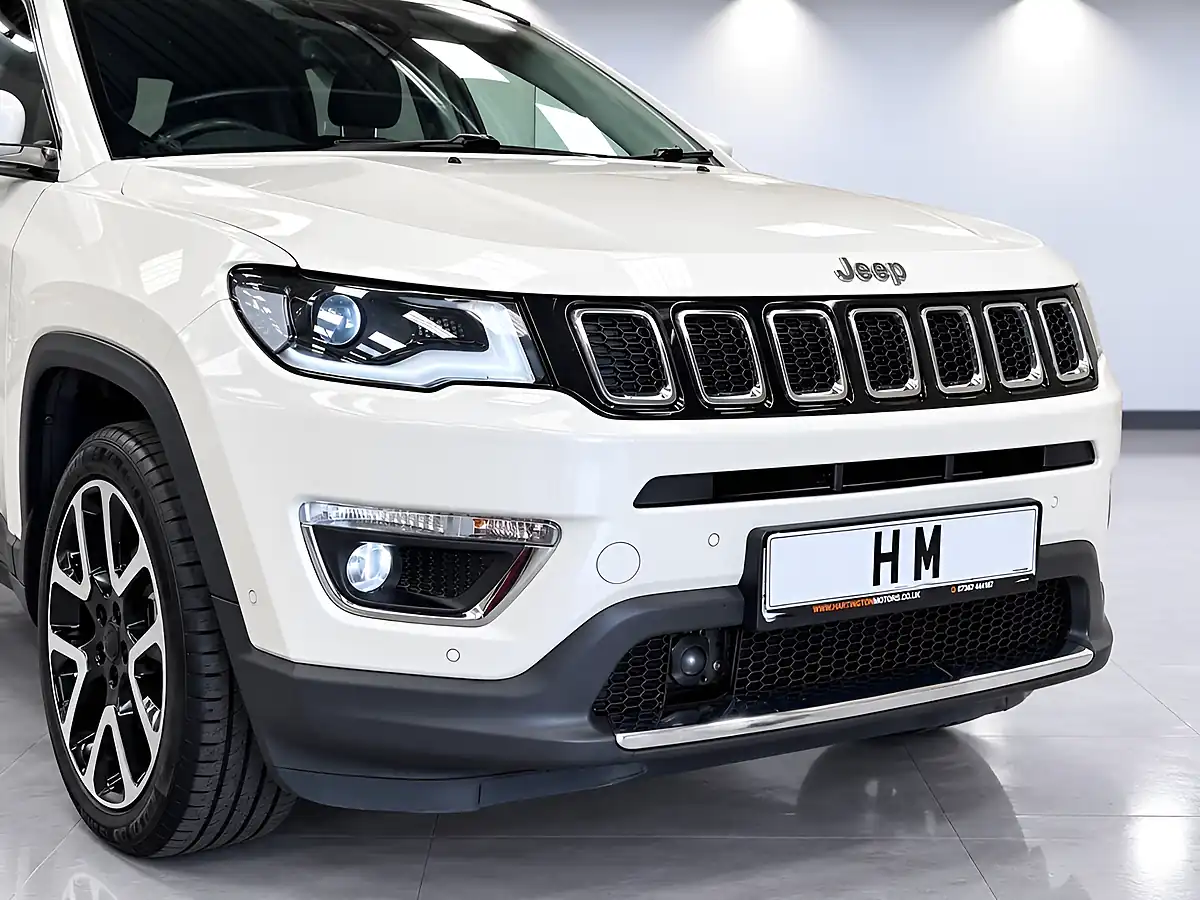 Used 2019 Jeep Compass Limited White - Interior and Exterior details 2