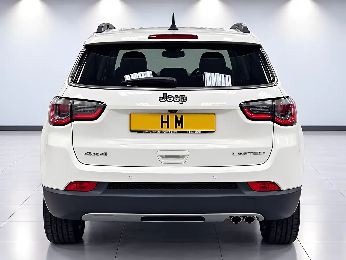 Used 2019 Jeep Compass Limited White - Interior and Exterior details 4