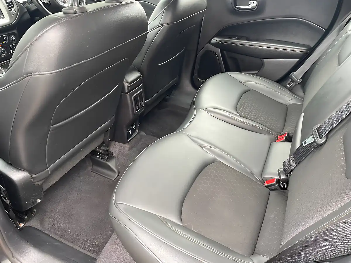 Used 2019 Jeep Compass Longitude Black - Interior and Exterior details 10