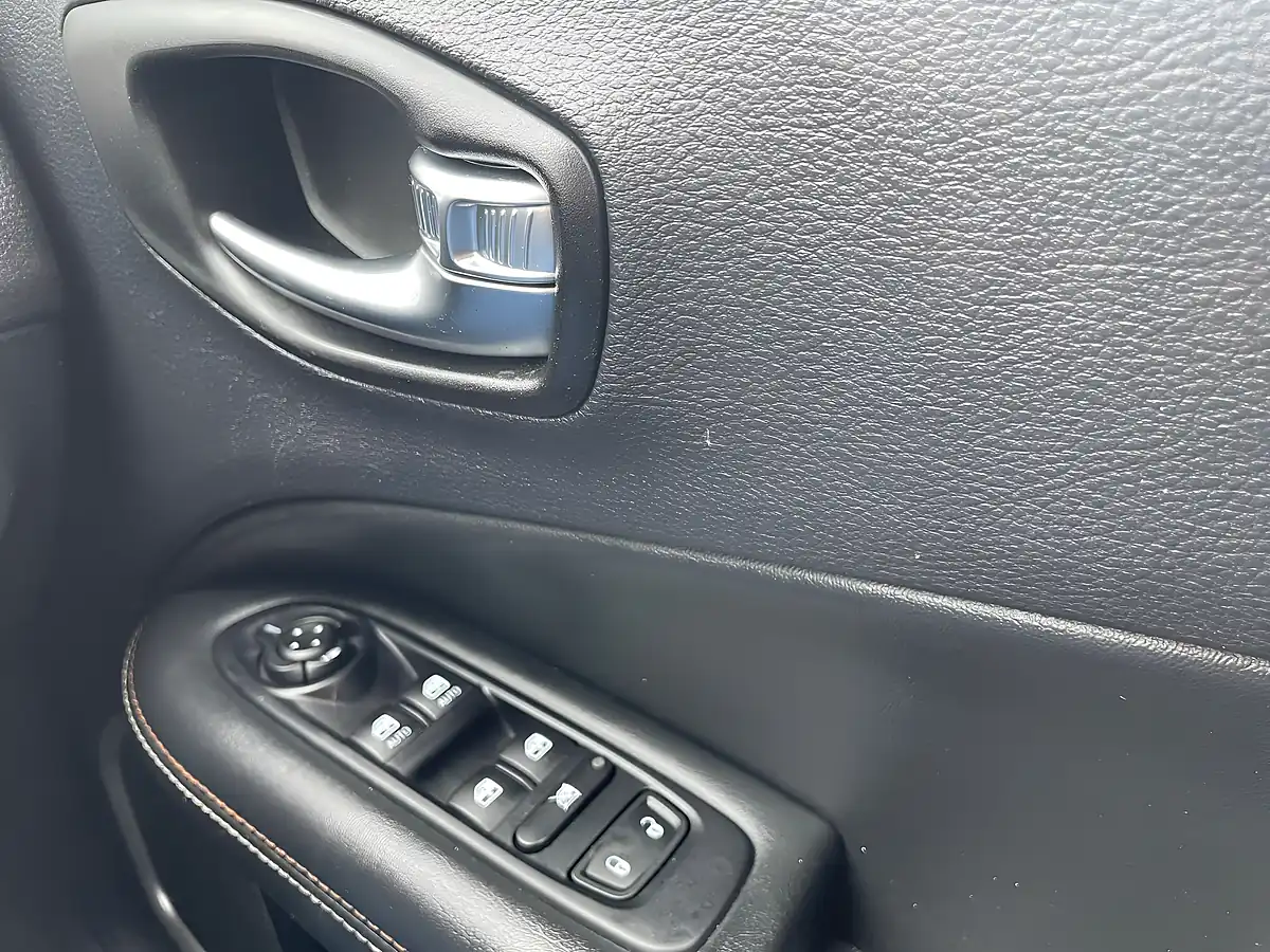 Used 2019 Jeep Compass Longitude Black - Interior and Exterior details 18