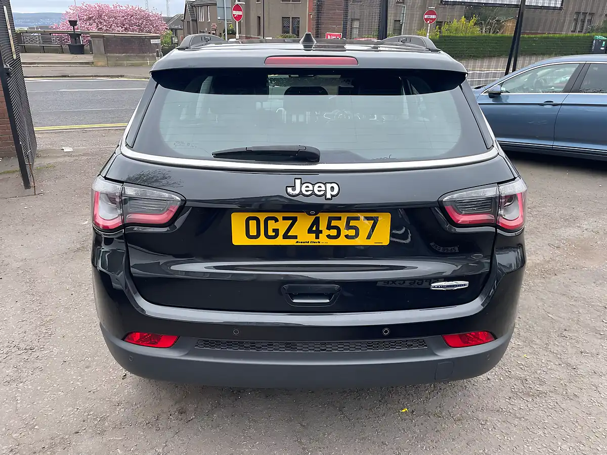 Used 2019 Jeep Compass Longitude Black - Interior and Exterior details 5