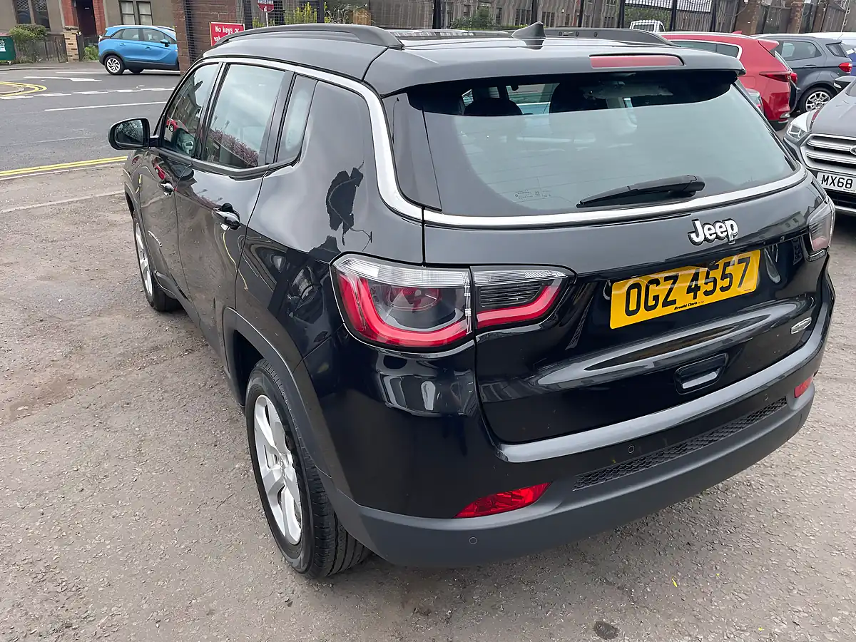 Used 2019 Jeep Compass Longitude Black - Interior and Exterior details 6