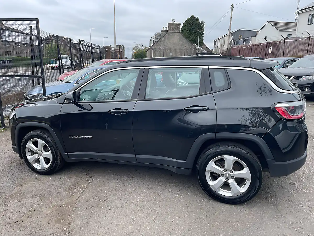 Used 2019 Jeep Compass Longitude Black - Interior and Exterior details 7