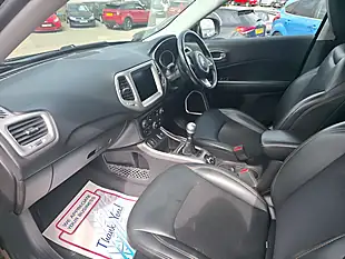 Used 2019 Jeep Compass Longitude Bronze - Interior and Exterior details 15