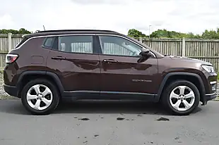 Used 2019 Jeep Compass Longitude Bronze - Interior and Exterior details 12