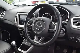 Used 2019 Jeep Compass Longitude Bronze - Interior and Exterior details 17