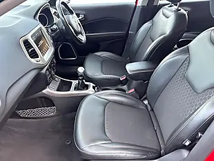 Used 2019 Jeep Compass Longitude Red - Interior and Exterior details 11