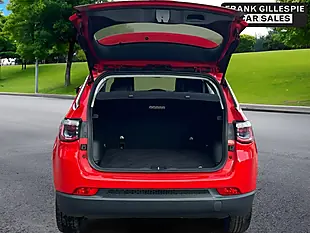 Used 2019 Jeep Compass Longitude Red - Interior and Exterior details 13