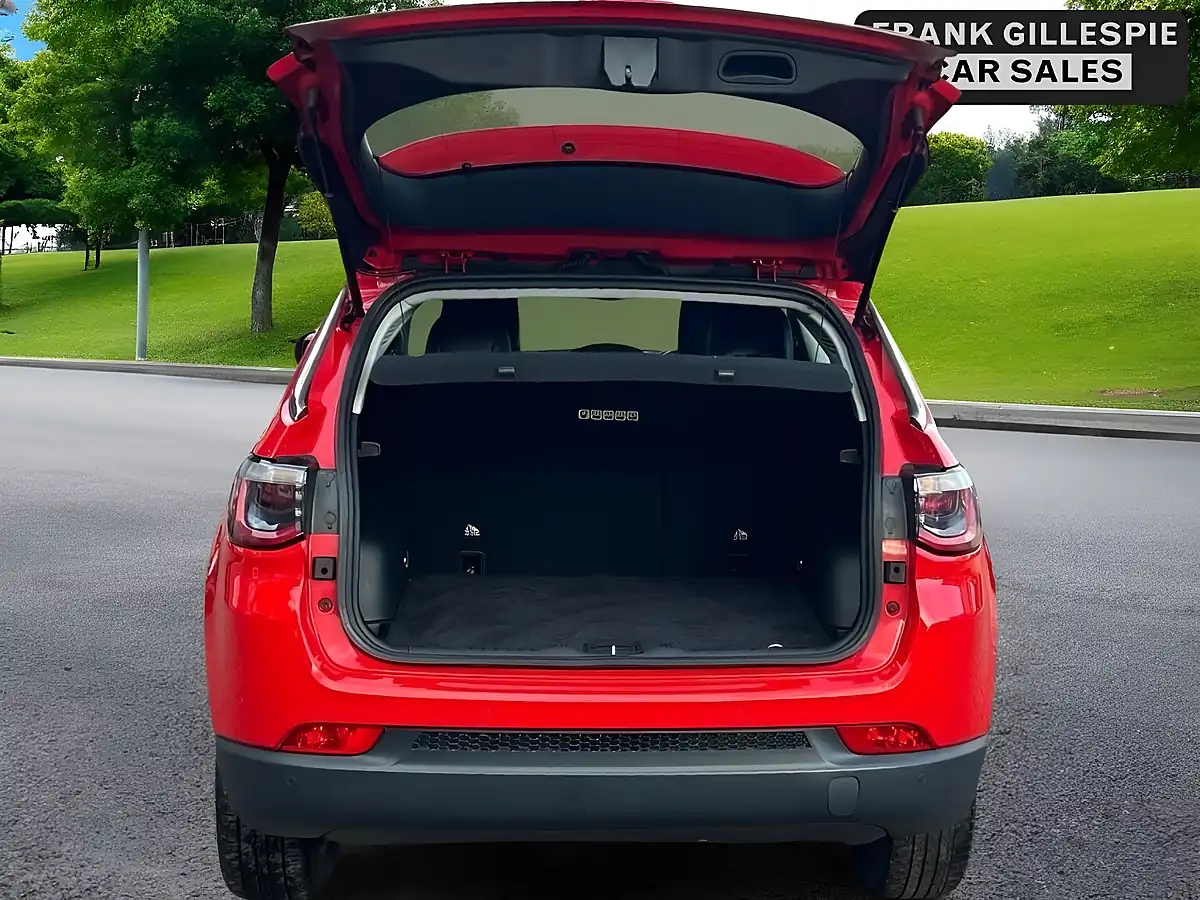 Used 2019 Jeep Compass Longitude Red - Interior and Exterior details 13