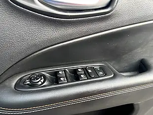 Used 2019 Jeep Compass Longitude Red - Interior and Exterior details 20