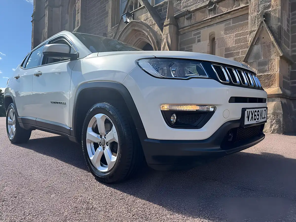 Used 2019 Jeep Compass Longitude White - Interior and Exterior details 2