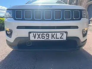 Used 2019 Jeep Compass Longitude White - Interior and Exterior details 7