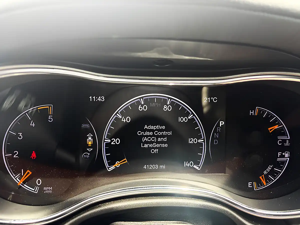 Used 2019 Jeep Grand Cherokee Overland Granite Grey - Interior and Exterior details 4