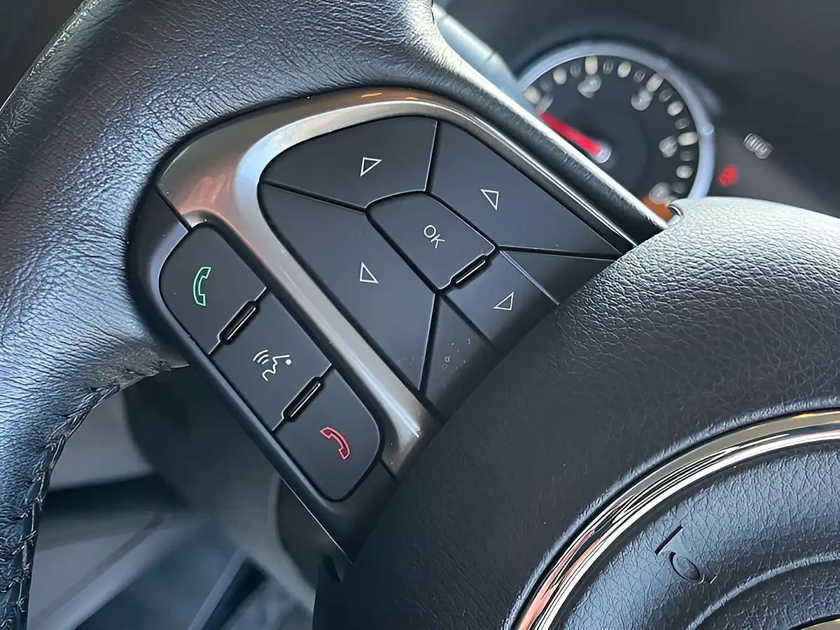 Used 2019 Jeep Renegade Limited Blue - Interior and Exterior details 13