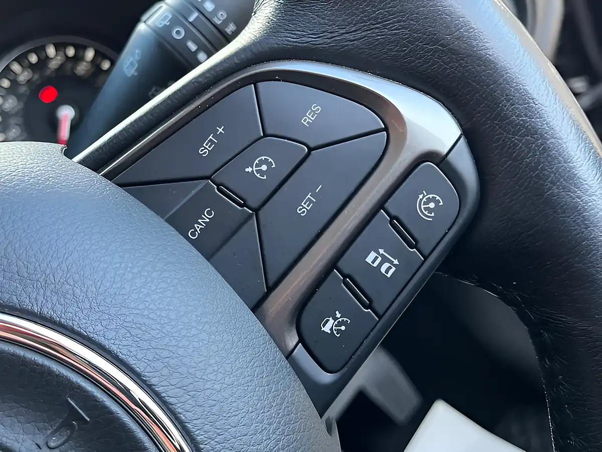 Used 2019 Jeep Renegade Limited Blue - Interior and Exterior details 15