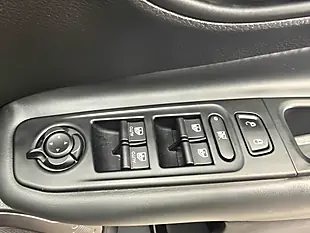 Used 2019 Jeep Renegade Limited Granite Crystal Grey - Interior and Exterior details 18