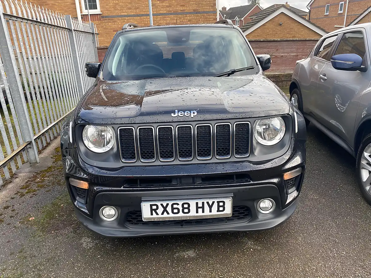 Used 2019 Jeep Renegade Longitude Black - Interior and Exterior details 2