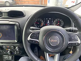 Used 2019 Jeep Renegade Longitude Black - Interior and Exterior details 6