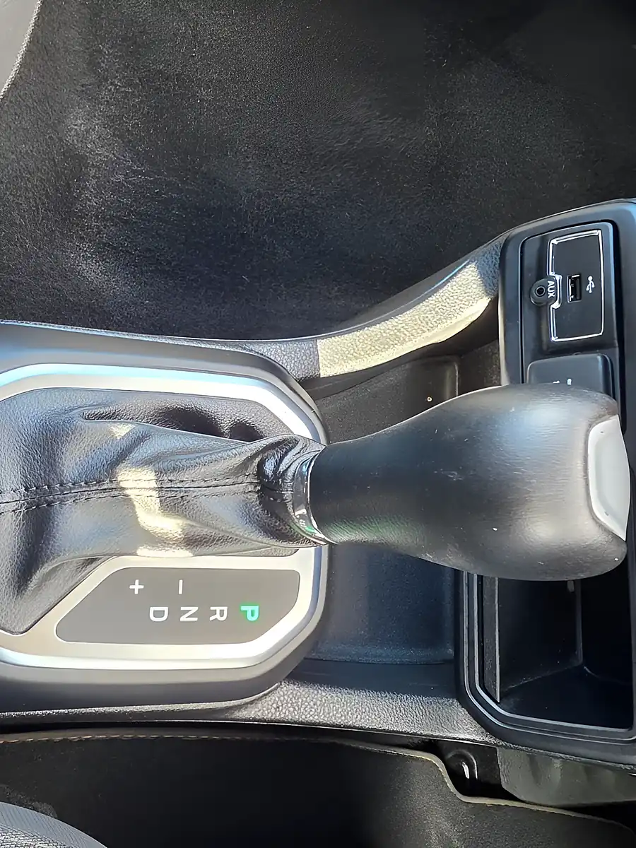 Used 2019 Jeep Renegade Night Eagle Black - Interior and Exterior details 15