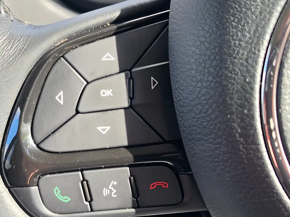 Used 2019 Jeep Renegade Night Eagle Black - Interior and Exterior details 19