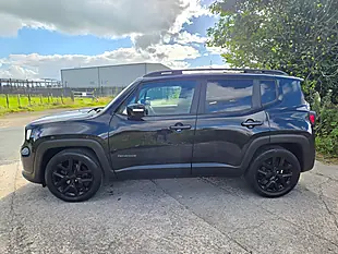 Used 2019 Jeep Renegade Night Eagle Black - Interior and Exterior details 4