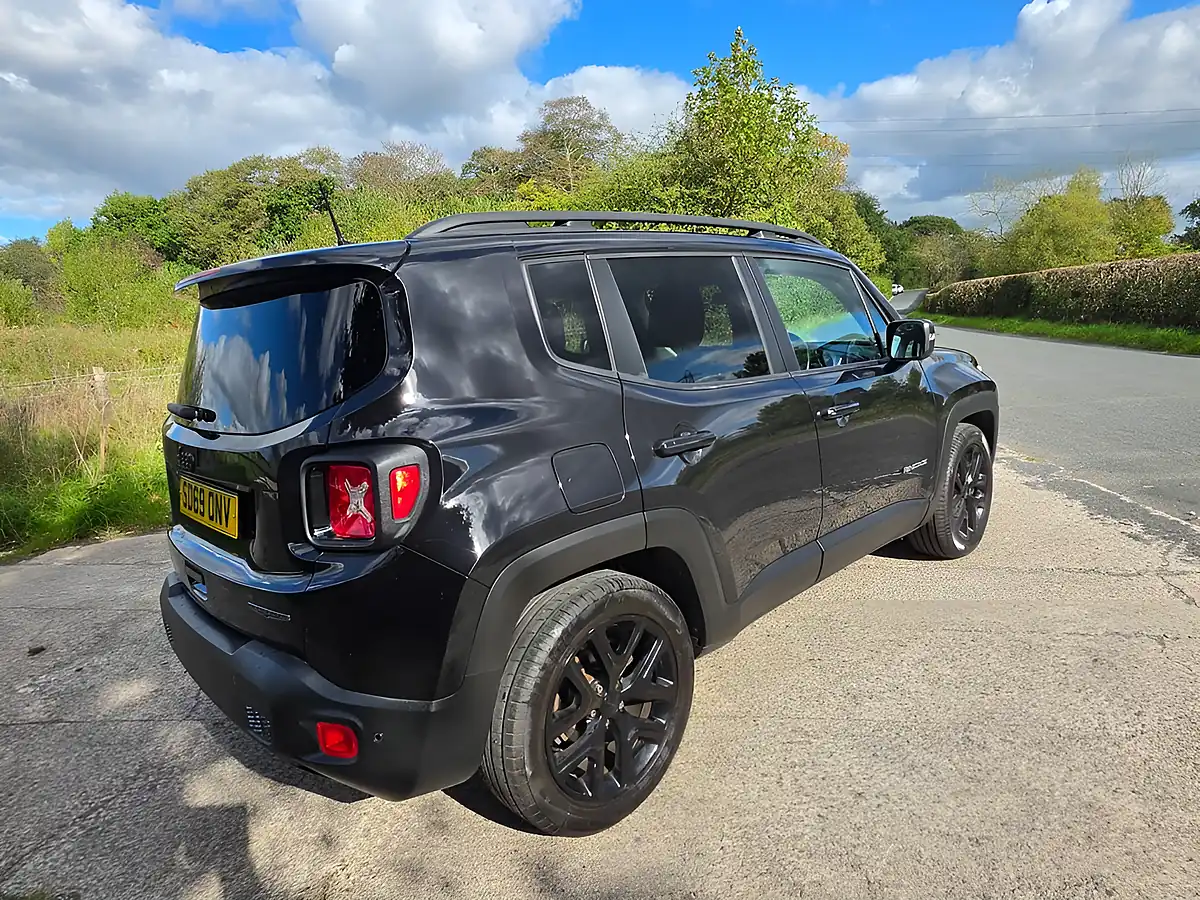 Used 2019 Jeep Renegade Night Eagle Black - Interior and Exterior details 7