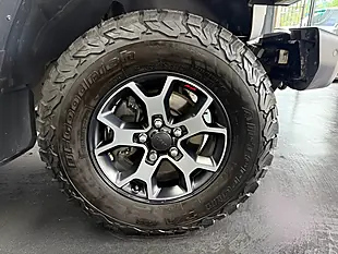 Used 2019 Jeep Wrangler Rubicon White - Interior and Exterior details 18