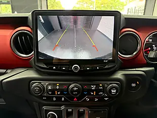 Used 2019 Jeep Wrangler Rubicon White - Interior and Exterior details 19