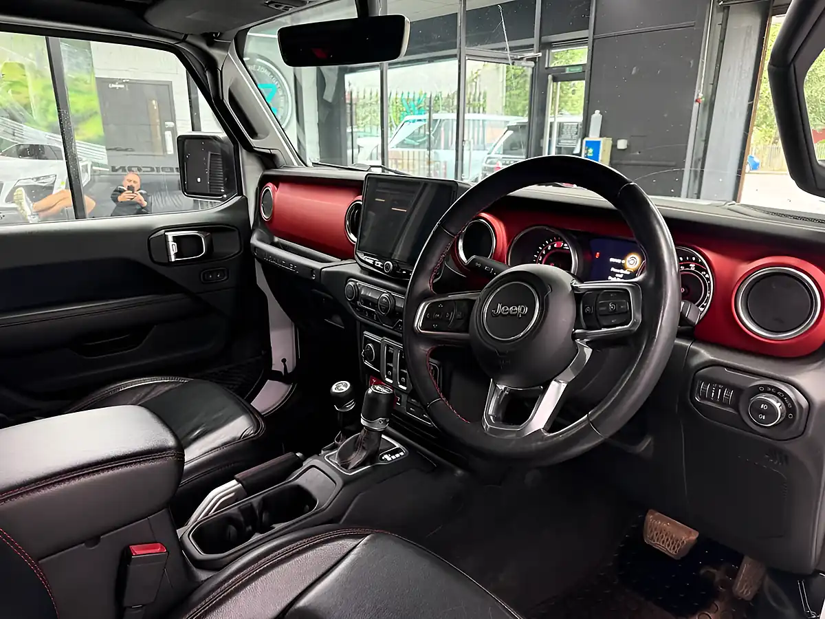Used 2019 Jeep Wrangler Rubicon White - Interior and Exterior details 2