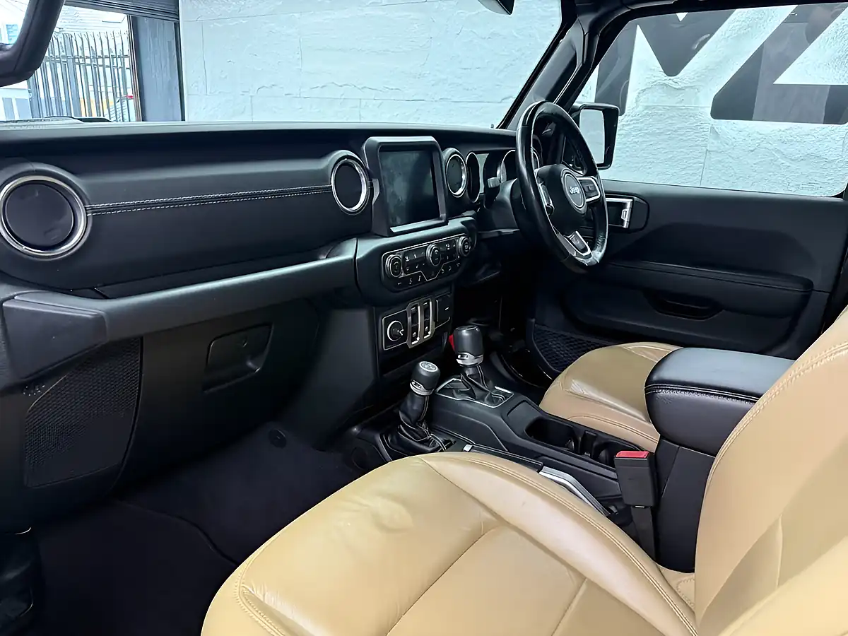 Used 2019 Jeep Wrangler Sahara Black - Interior and Exterior details 10
