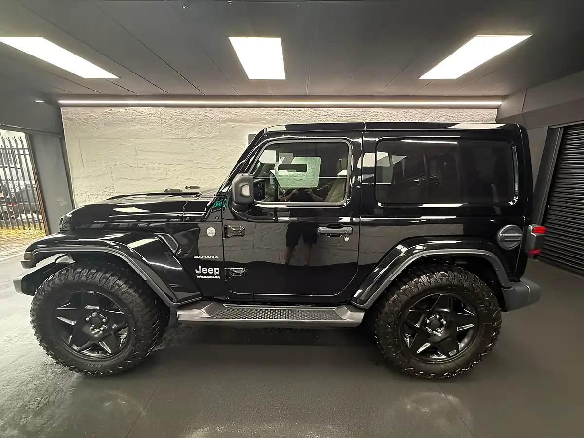 Used 2019 Jeep Wrangler Sahara Black - Interior and Exterior details 16