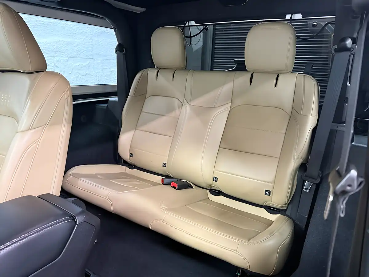 Used 2019 Jeep Wrangler Sahara Black - Interior and Exterior details 8