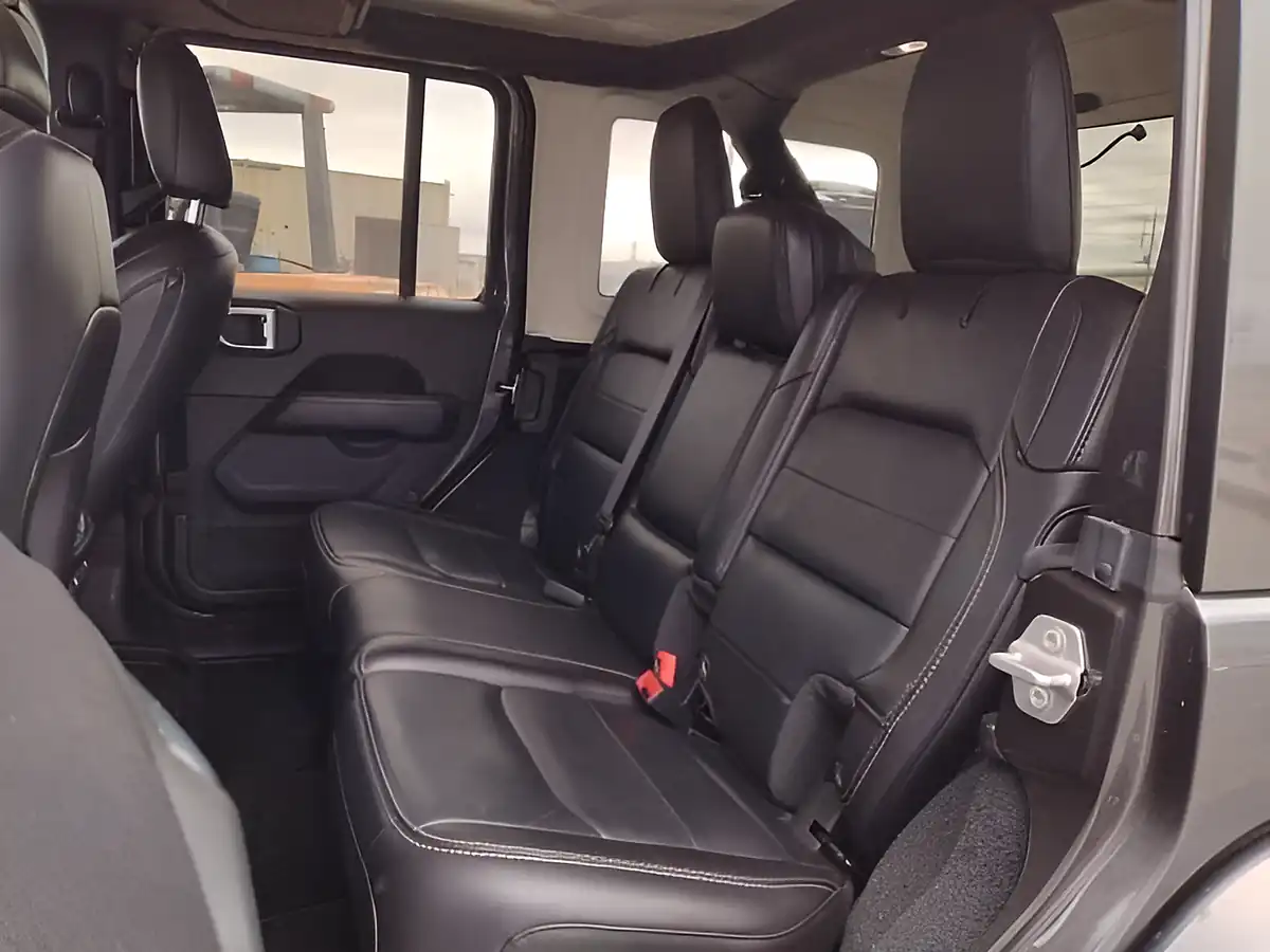 Used 2019 Jeep Wrangler Sahara Grey - Interior and Exterior details 14