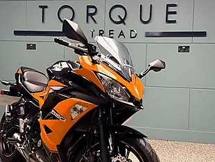 Used 2019 Kawasaki Ninja 650 Super Sports Orange - Interior and Exterior details 10